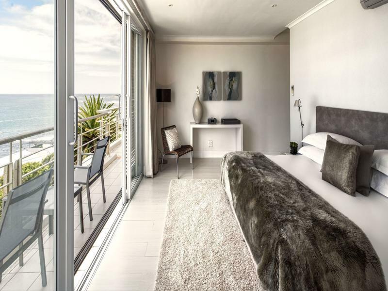 Blue Views Penthouse Beachfront Apartment With Pool Villa