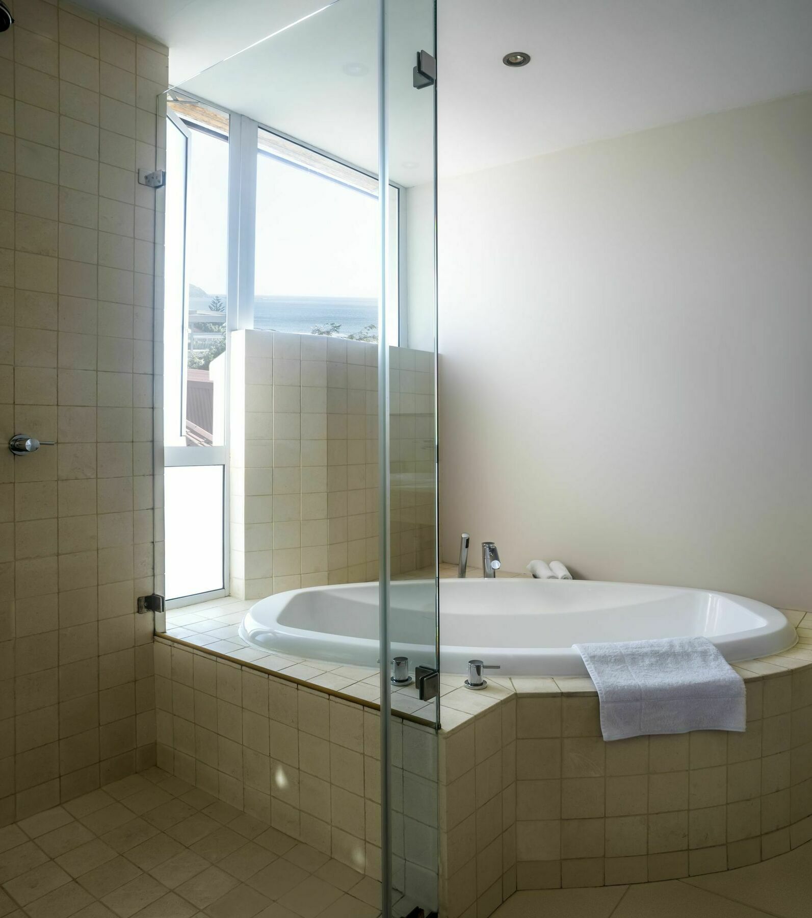 Blue Views Penthouse Beachfront Apartment With Pool Villa Cape Town