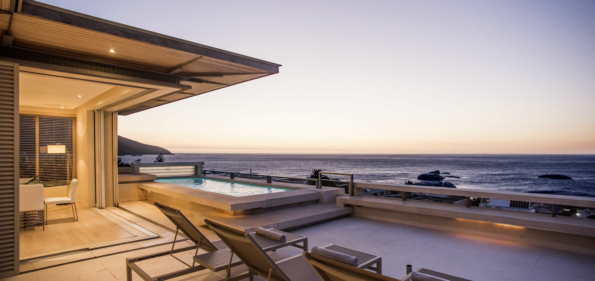 Blue Views Penthouse Beachfront Apartment With Pool Villa
